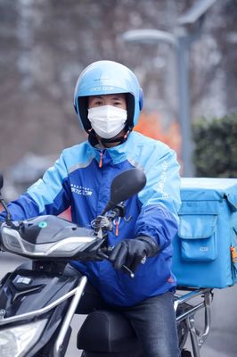 無接觸配送 科技與安全并行的外賣服務新時代